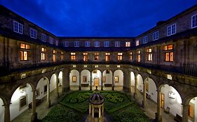 Parador De Santiago - Hostal Reis Catolicos